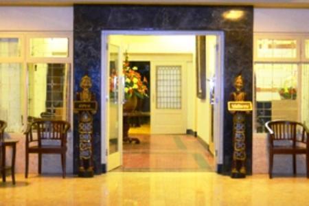 Srikandi Guesthouse Malang Ngoại thất bức ảnh