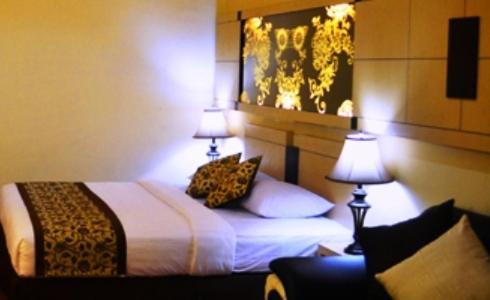 Srikandi Guesthouse Malang Phòng bức ảnh