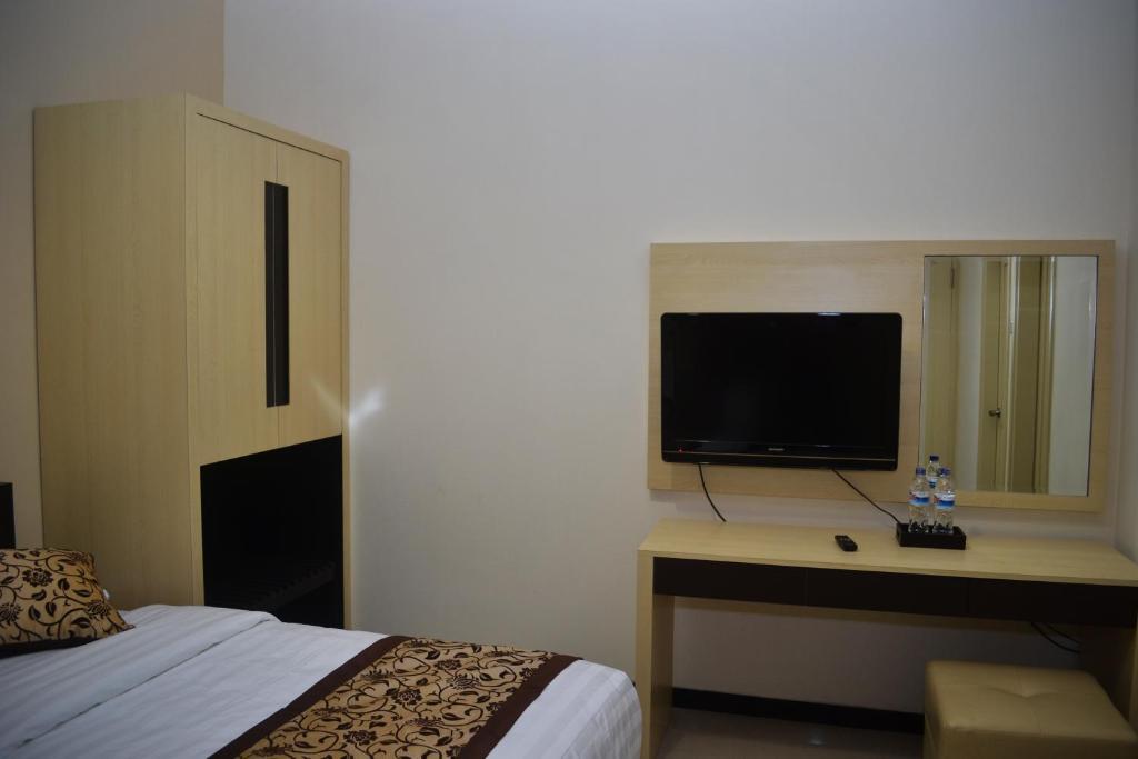 Srikandi Guesthouse Malang Ngoại thất bức ảnh